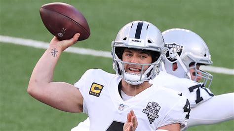 Derek Carr: The Architect of the Las Vegas Raiders' Resurgence