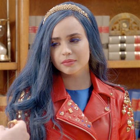 Descendants 2: Unleash the Rebellious Spirit of Evie