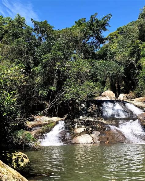 Descubra a Encantadora Cachoeira do Paqueta: Um Guia Completo