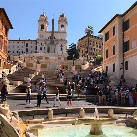 Descubra a Piazza di Spagna: Um Guia Completo