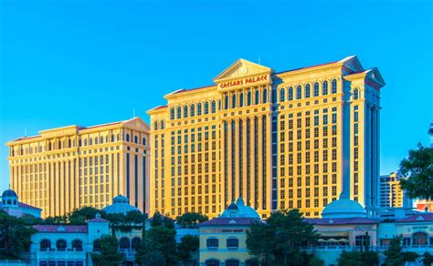 Descubra o Glamour e o Luxo do Caesars Palace Las Vegas: Um Destino Icônico para Jogos, Entretenimento e Lazer