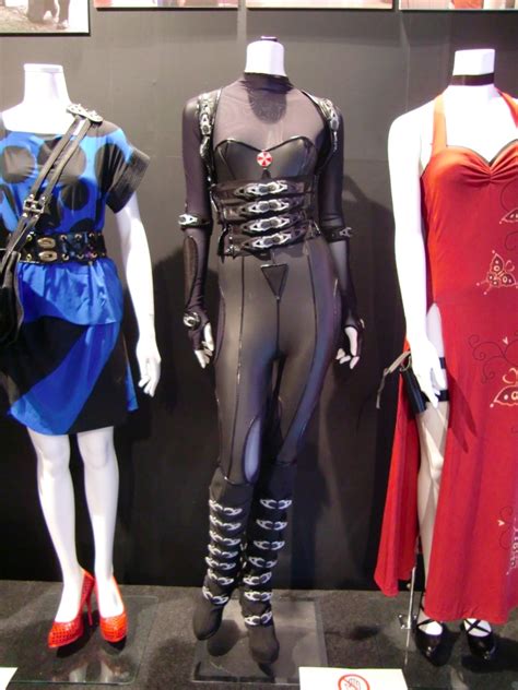 Design of the Alice Resident Evil Retribution Costume