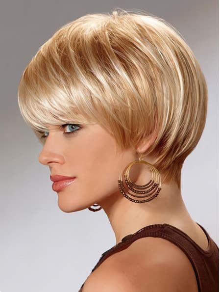 Designed Straight Bobs Blonde Short Wigs