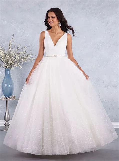 Designer: Alfred Angelo