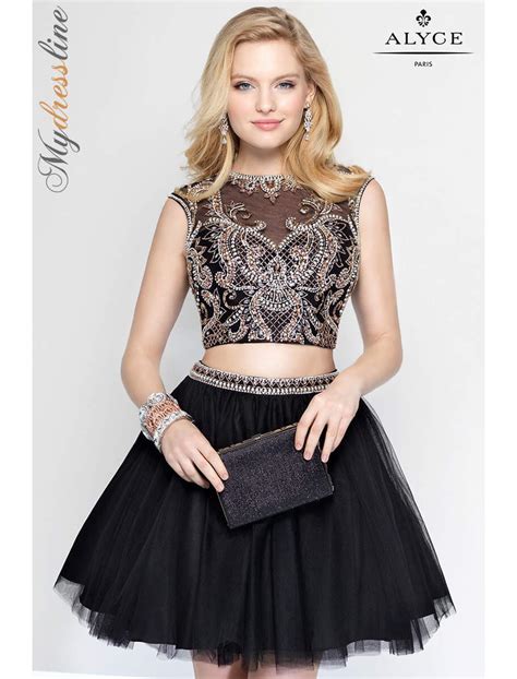 Designer Homecoming Dresses: 7 Stunning Styles for Any Occasion