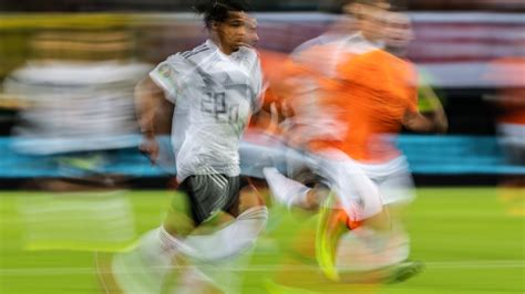 Deutschland gegen Niederlande: Ein Fußballkracher mit Historie und Rivalität