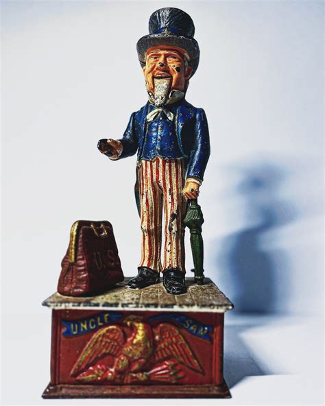 Digital Uncle Sam Coin Bank: