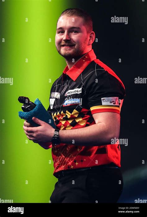 Dimitri Van Den Bergh: The Rising Star of Darts