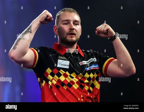 Dimitri Van den Bergh: A Star of Darts