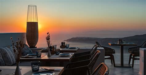 Dine during sunset: