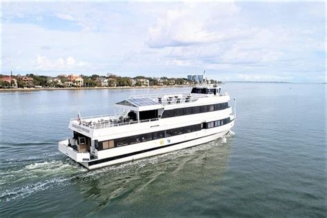 Dinner Boat Cruise in Charleston SC: The 7 Best Options