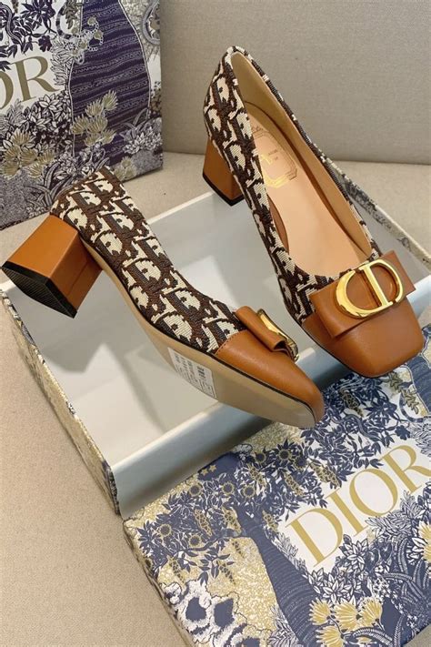 Dior Women's Shoes: A Guide to Style and Elegance