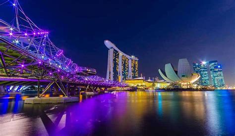 Discover 10 Extraordinary Things to Do in Marina Bay Singapore by 2025