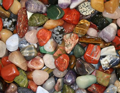 Discover a World of Tumbled Rocks