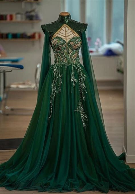 Discover the Enchanting World of Forest Green Dresses