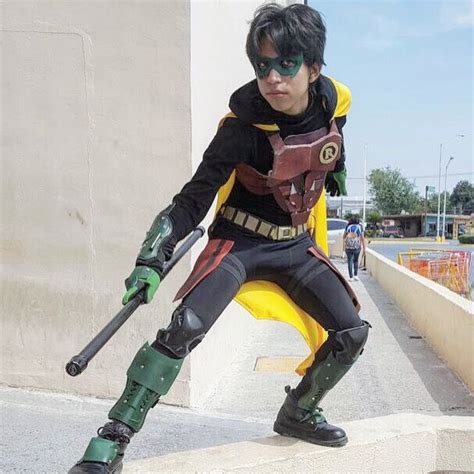 Discover the Epic Injustice Robin Costume for an Unforgettable Cosplay