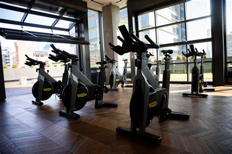 Discover the Expansive Fitness Facility