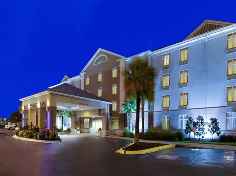 Discover the Gateway to Coastal Enchantment: Hotels in North Charleston, SC