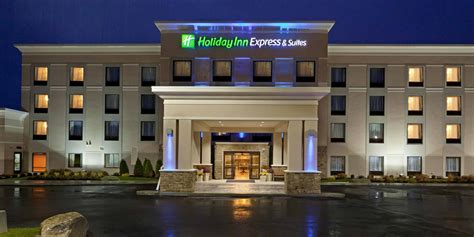 Discover the Holiday Inn Express Malone NY