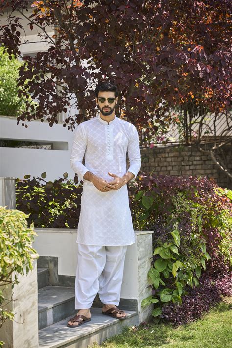 Discover the Opulence of Silk Kurtas for Men: A Timeless Tale of Elegance