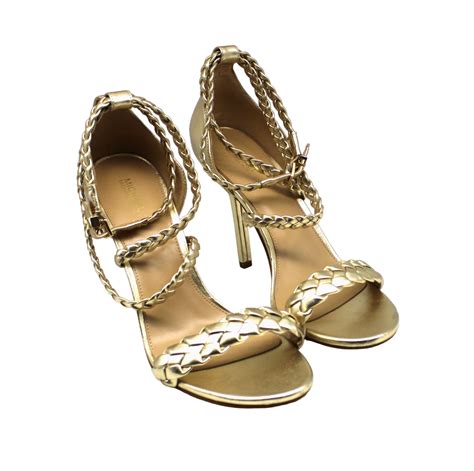 Discover the Ultimate Guide to Women's Sandals by Michael Kors: Elevate Your Summer Style