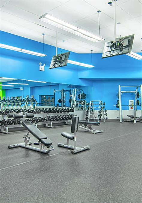 Discover the Unbeatable Benefits of Crunch Gym on Jamaica Avenue