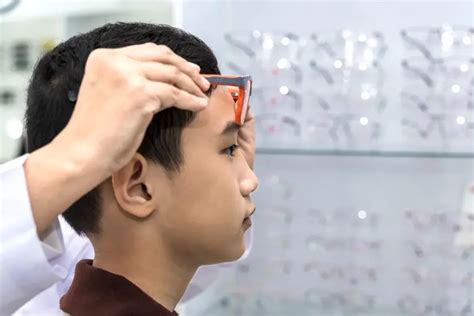 Discover the World of Eyeglass Frames in Singapore: A Comprehensive Guide