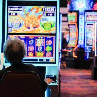 Discover the vibrant world of gaming and entertainment at LakeCrest Casino, where luck meets luxury.