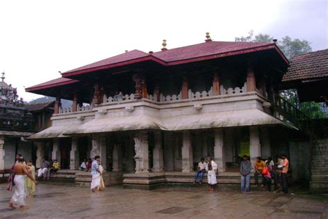 Distance from Sringeri to Kollur Mookambika Temple