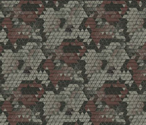 Distinctive Camouflage Pattern: