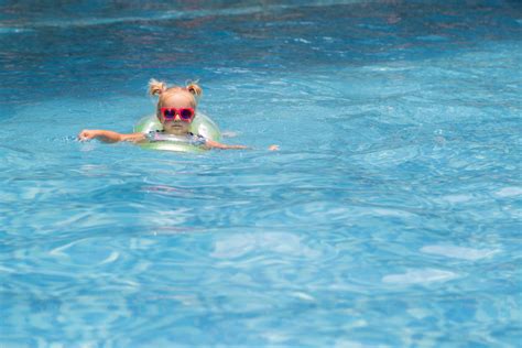 Dive into a Splashing Oasis: Condo Swimming Lessons for Every Stroke