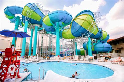 Dive into a Thrilling Splashtacular Summer at Frankenmuth Water Park & Resort