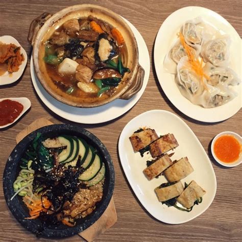 Dive into a World of Flavor at the Best Vegetarian Restaurants in Clarke Quay