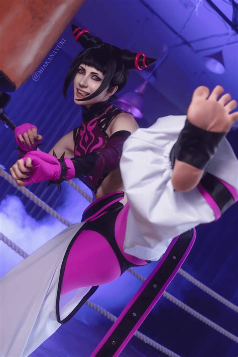 Dive into the Essence of Juri Cosplay