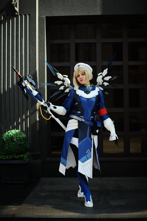 Divine Wings: A Comprehensive Guide to Mercy Cosplay from Overwatch