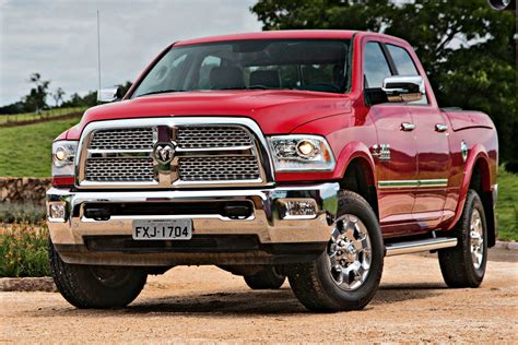 Dodge Ram Preta: Um Guia Completo para Entusiastas de Caminhonetes