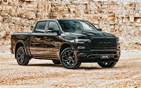 Dodge Ram preta