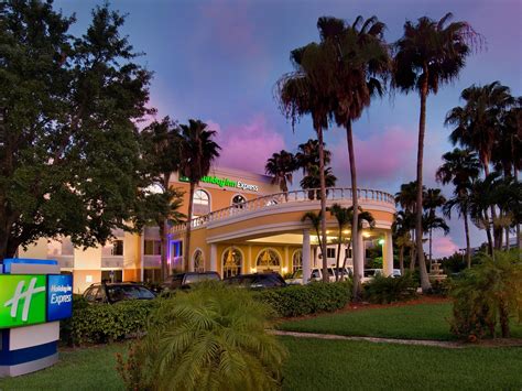 Doral Inn Miami Airport West: Your Oasis of Comfort and Convenience