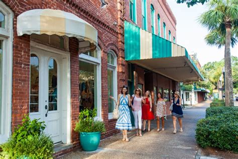 Downtown Amelia Island: A Shopping Paradise Awaits