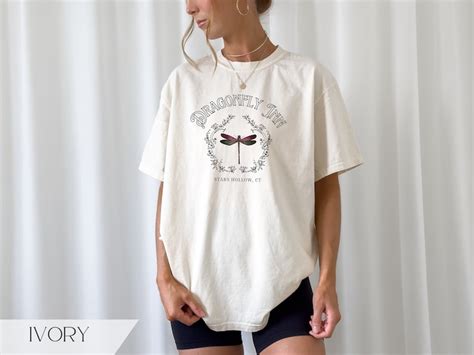 Dragonfly Inn Sweatshirt: A Fashion Statement with a Touch of Nostalgia