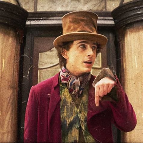 Dress to Impress: Crafting Your Perfect Wonka Costume