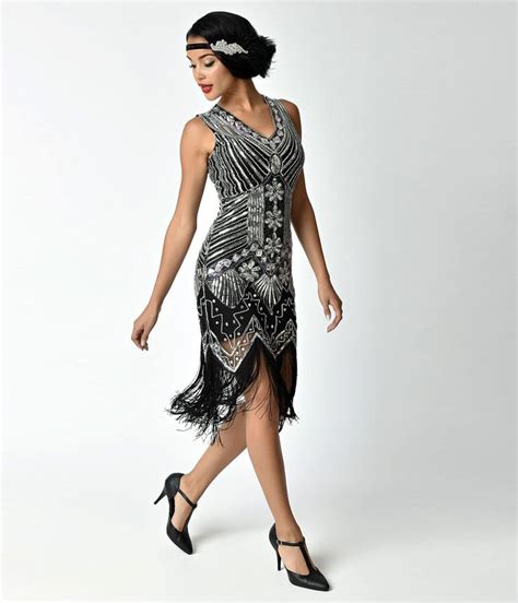 Dresses From the '20s: 5 Styles That Defined a Decade