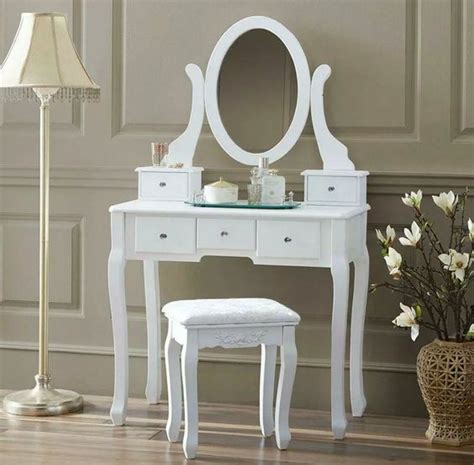 Dressing Tables: A Place of Beauty and Function