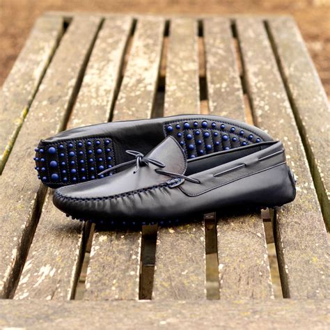 Driving Shoes for Women: The Perfect Blend of Style and Comfort