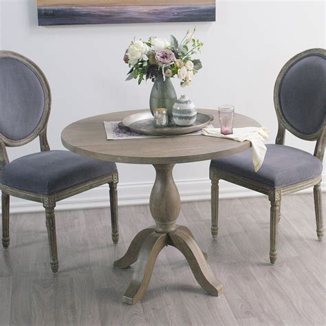 Drop Leaf Dining Tables: The Perfect Space-Saving Solution