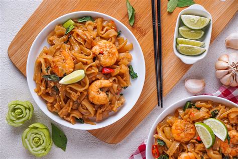 Drunken Noodle Near Me: 6 Best Spots for an Intoxicating Culinary Experience