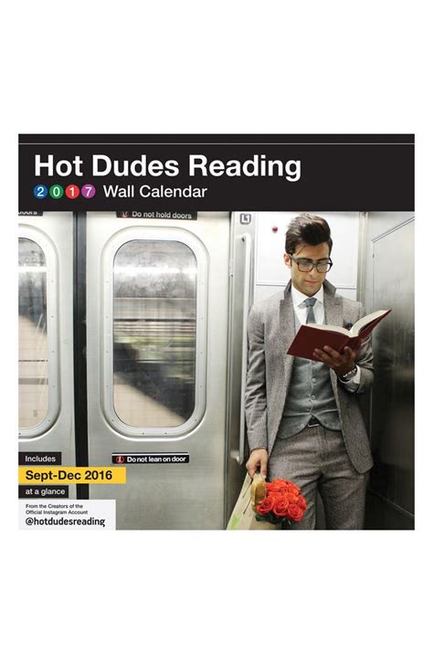 Dudes Reading 2017 Wall Calendar Epub