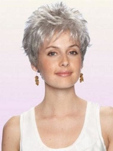 Durable Wavy Cropped Synthetic Grey Wigs