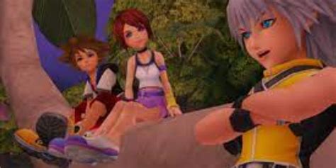 Early Life and Friendship with Sora