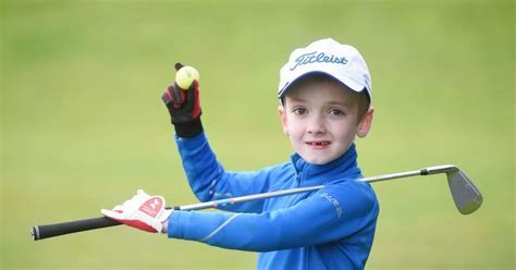 Early Life and Golfing Prodigy